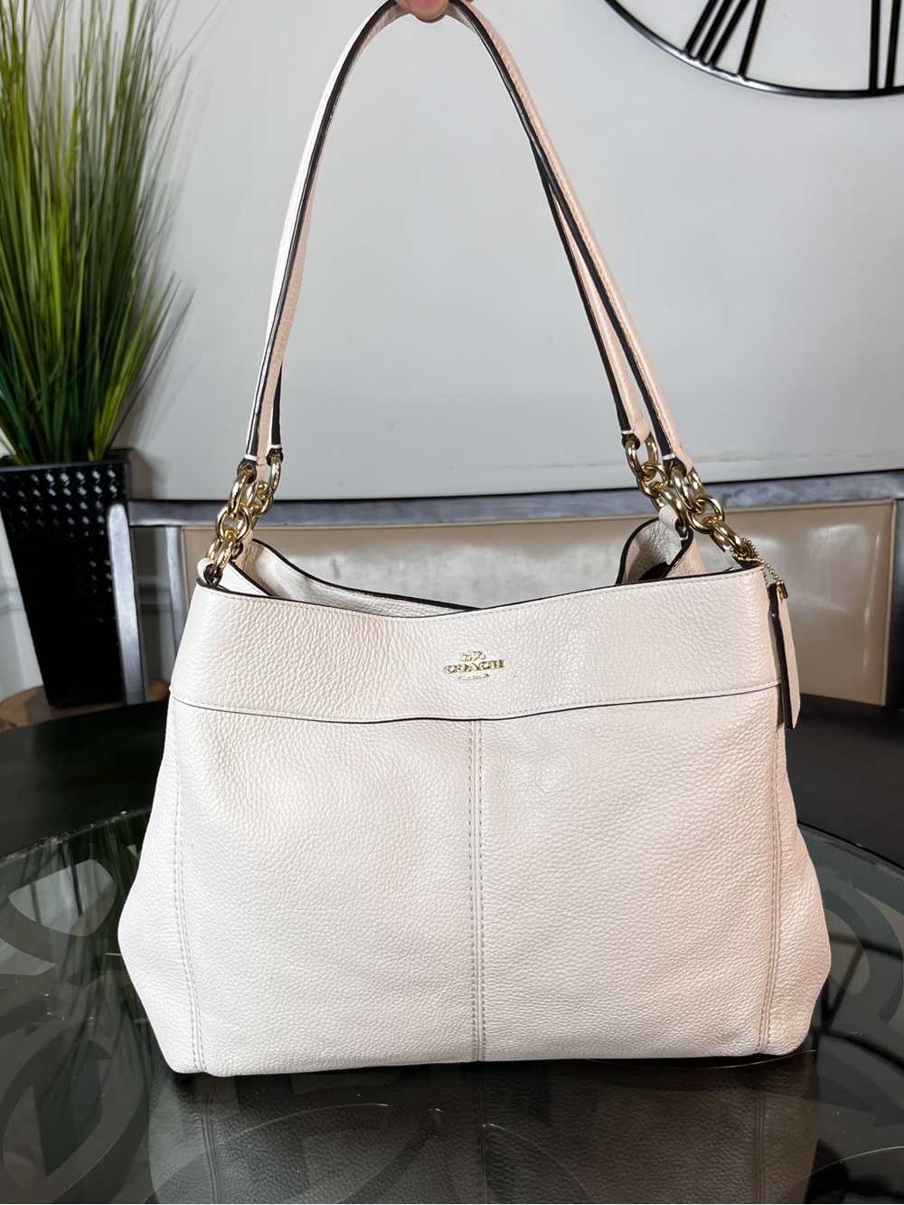 Coach Lexy Shoulder, Hand Bag White Ivory Soft Pebbled Leather